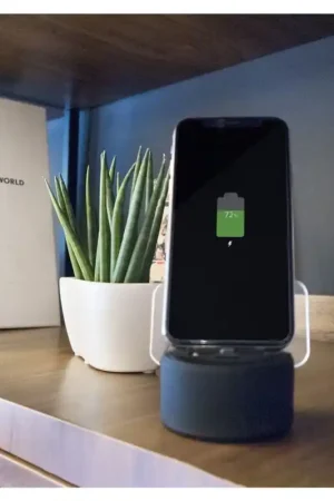 Ilo dock - Station de charge multi-connecteurs marque Xoopar - noir Prix Cassé