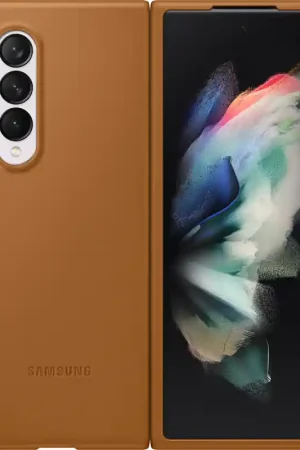 Coque Samsung Galaxy Z Fold 3 en Cuir Marron Samsung Meilleur Prix
