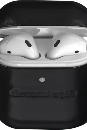 Coque Cuir Airpods Copenhagen Noire DBramante1928 Acheter Direct