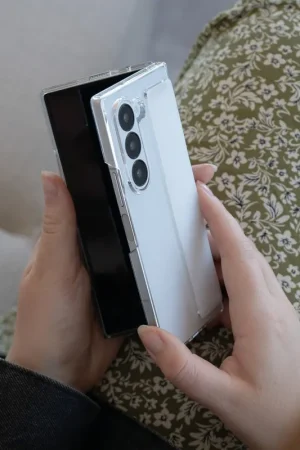 Meilleur Choix ShieldCase Coque silicone avec poignée Samsung Galaxy Z Fold 6 (transparent)